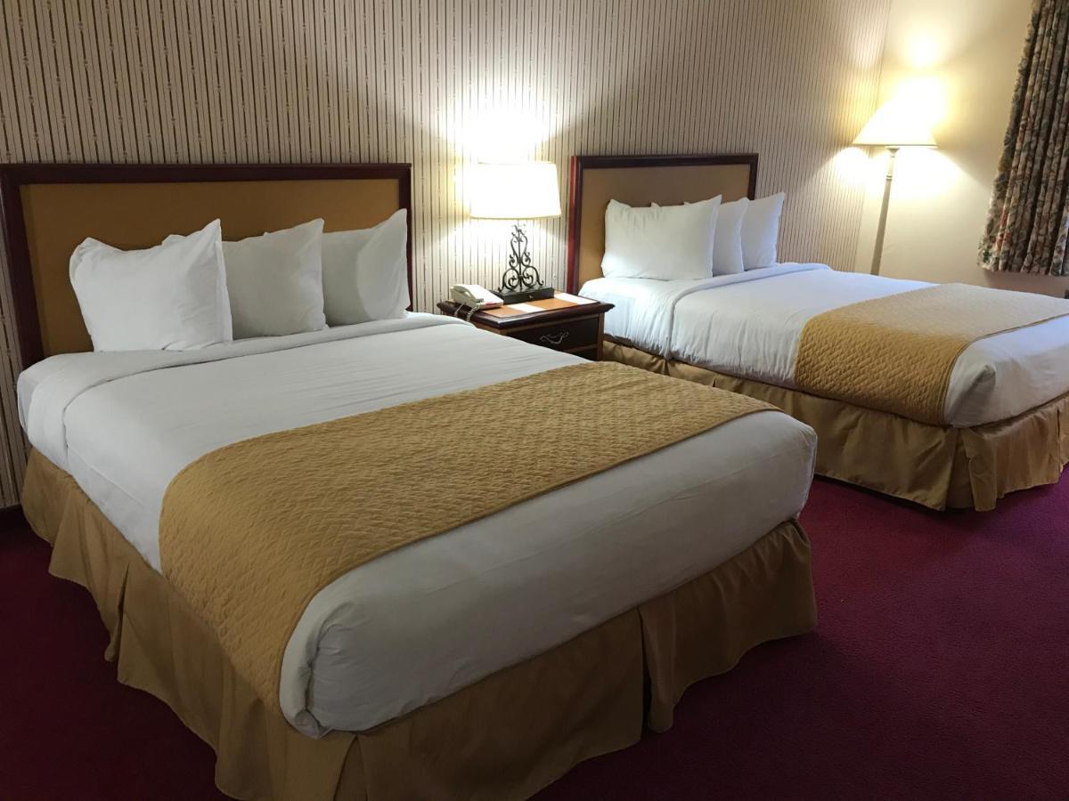 Ramada By Wyndham Terrible'S Hotel & Casino Jean Kültér fotó